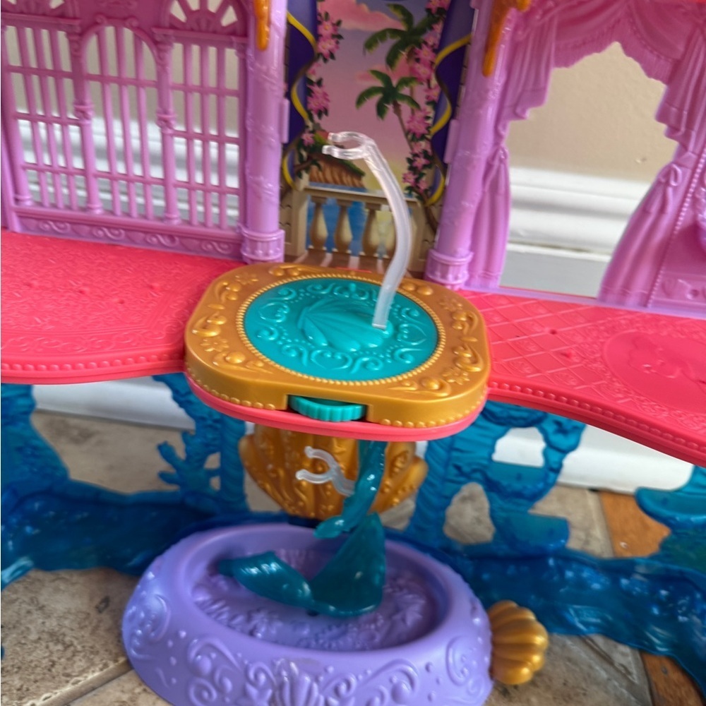 Disney Princess Toys Ariel’s Castle Pink and Blue Mermaid Castle Playset Girls - Picture 4 of 6